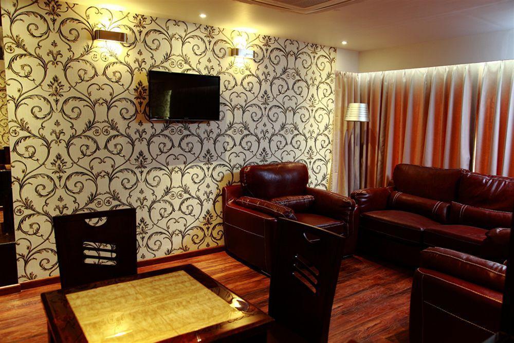 Fern Residency Jodhpur Hotel Jodhpur  Buitenkant foto